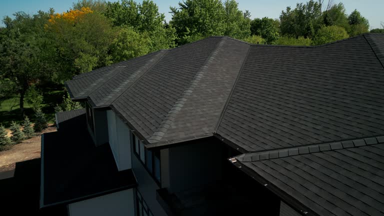 Fast & Reliable Emergency Roof Repairs in Mentor On The Lake, OH